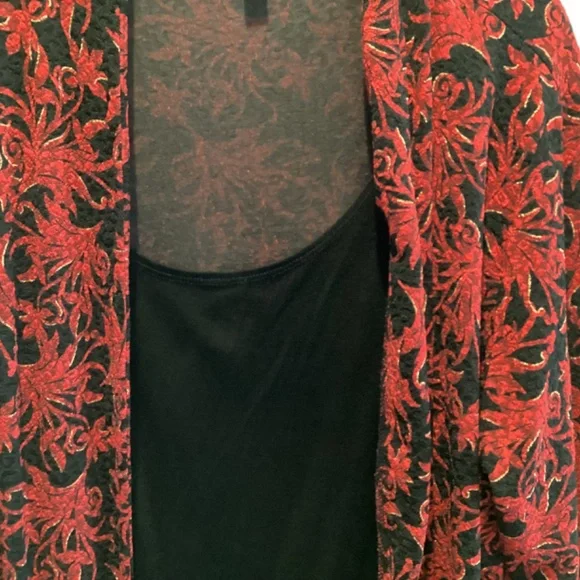 JM Collection woman’s top. Size 1x. - Picture 3 of 9